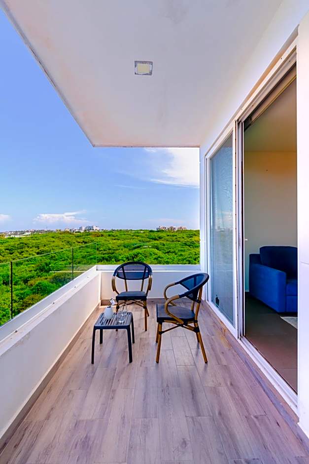 Azulea Isla Mujeres Hotel