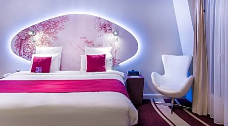 Privilege Room - 1 king-size bed - Upper floors