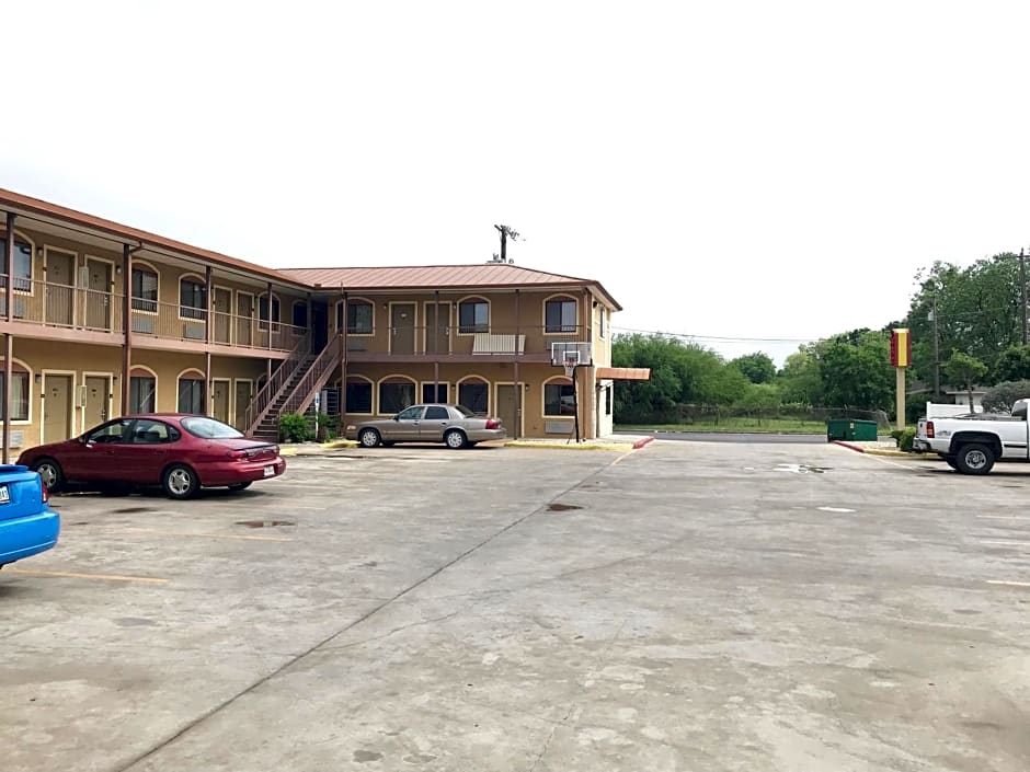 Camino Real Motel