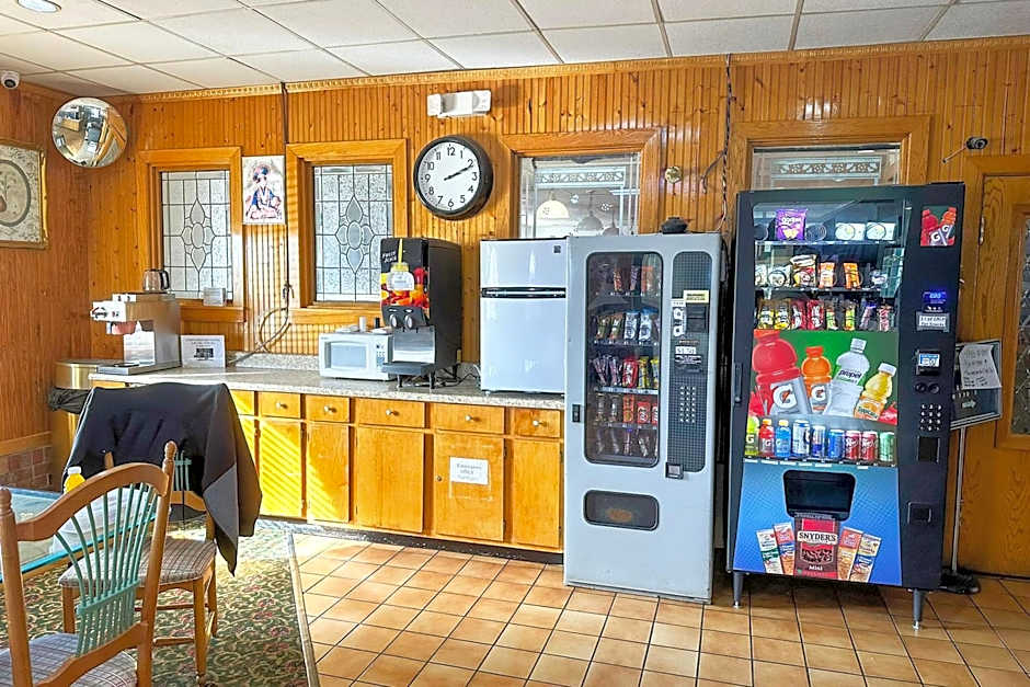 Super Inn & Suites by OYO Milledgeville