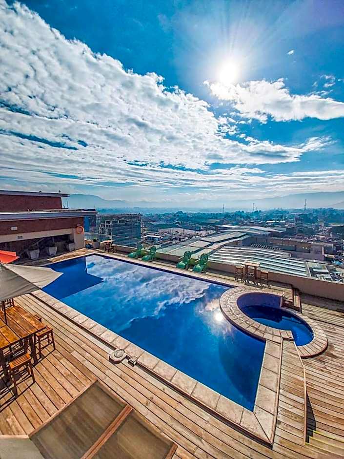 LATAM HOTEL Plaza Pradera Quetzaltenango