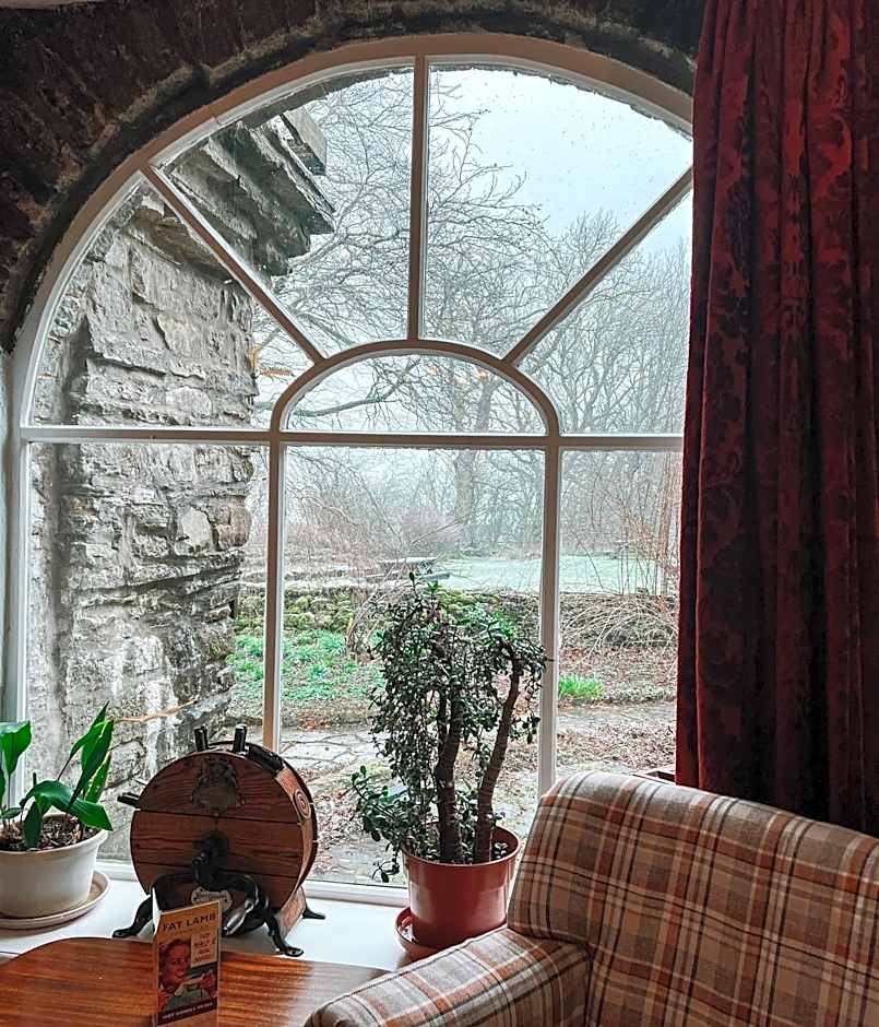 The Fat Lamb Country Inn and Nature Reserve