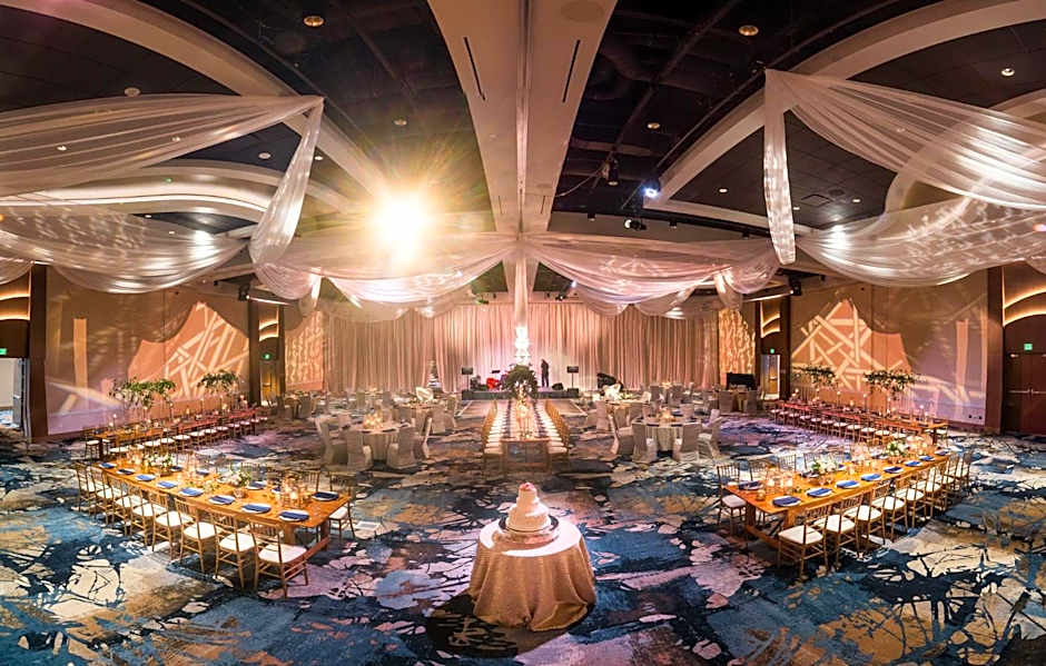 Mystic Lake Casino Hotel