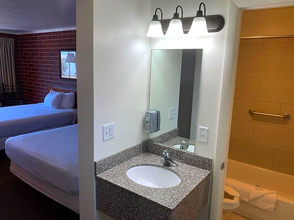 Oquirrh Mountain Inn