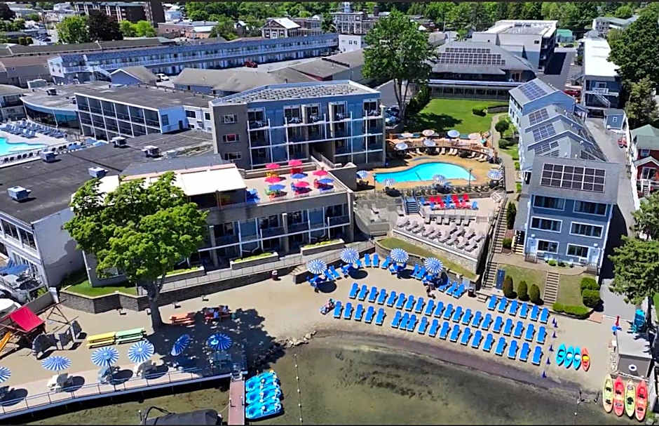 Surfside On The Lake