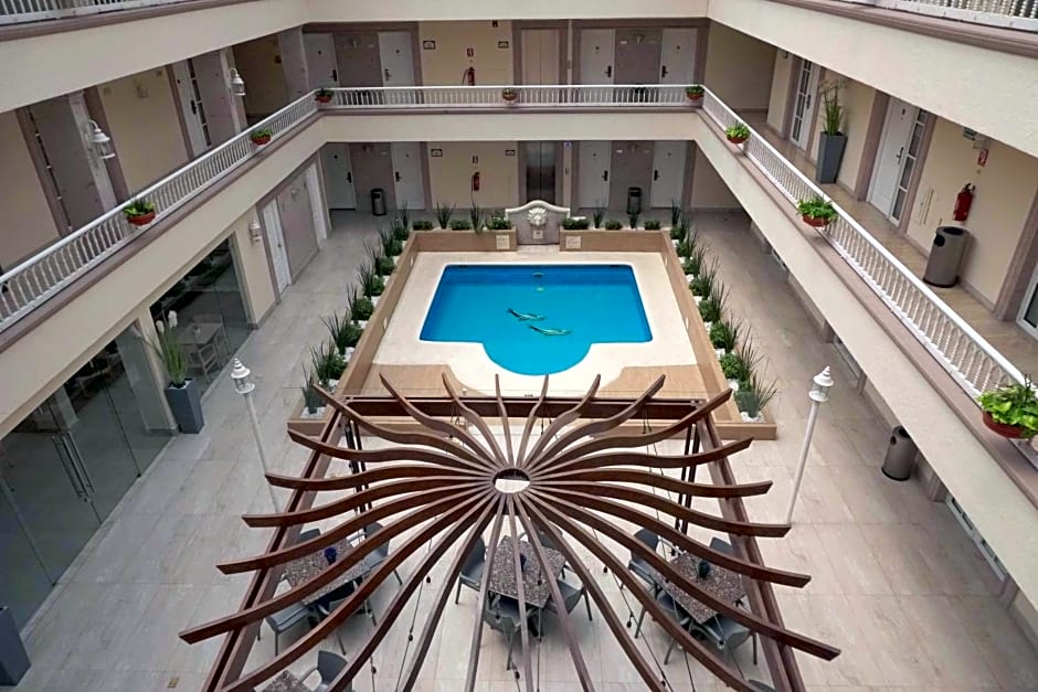 Best Western Plus Monterrey Colon