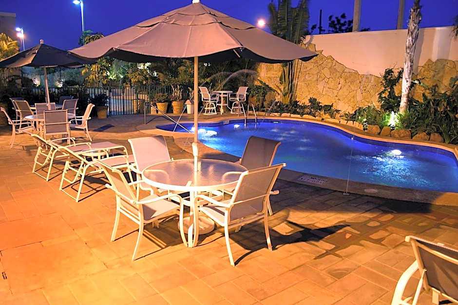 Hampton Inn by Hilton Tampico Aeropuerto
