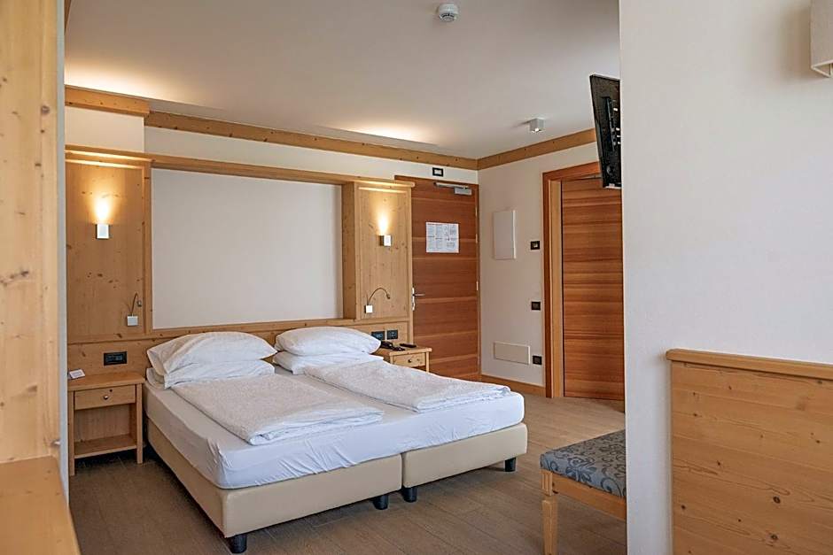 Hotel Garnì Paradisi - Wellness & Spa