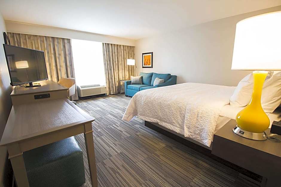 Hampton Inn By Hilton Decatur, Mt. Zion, IL