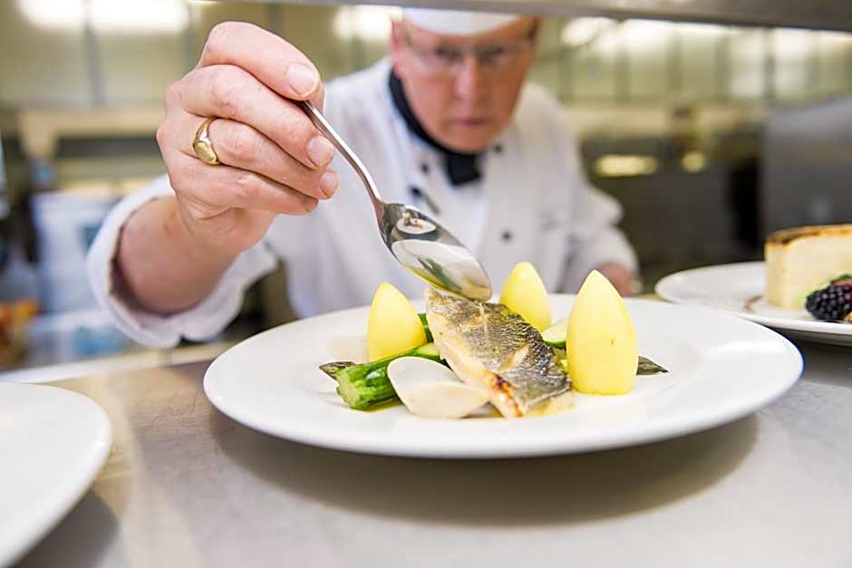 Warwick Conferences - Scarman