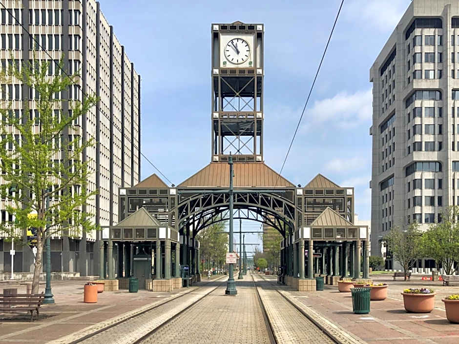 Hotel Indigo Memphis Downtown By IHG