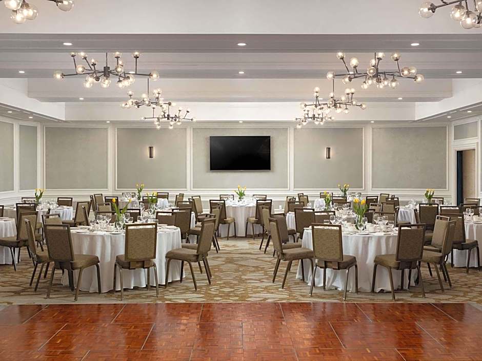 The Novotel Toronto Center Hotel