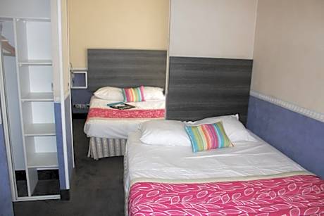 Small Familly Room with Air-Conditioning