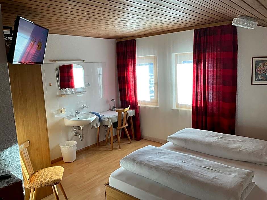 Alpenblick Bed & Breakfast