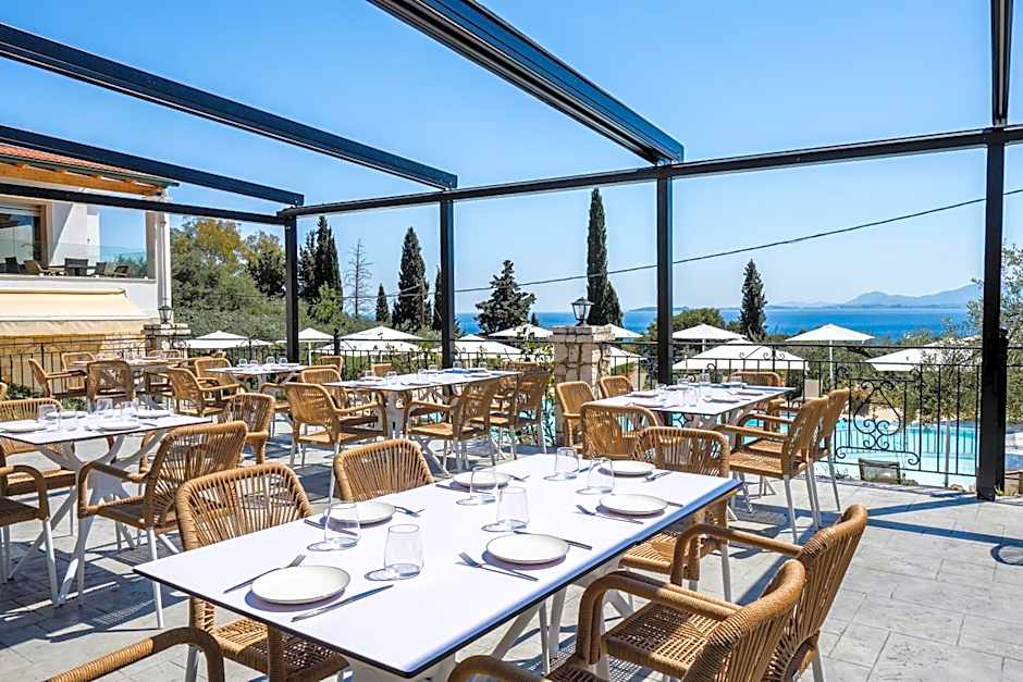 Crystal Blue Hotel, Barbati