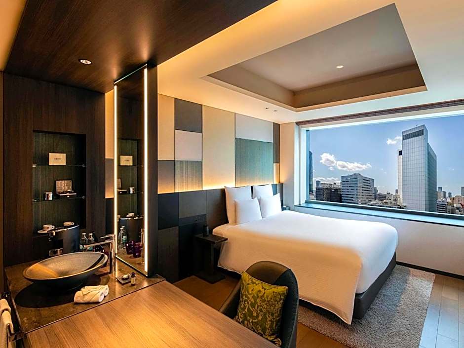 Photo 1 of 8 of Executive Superior 1 King Bed