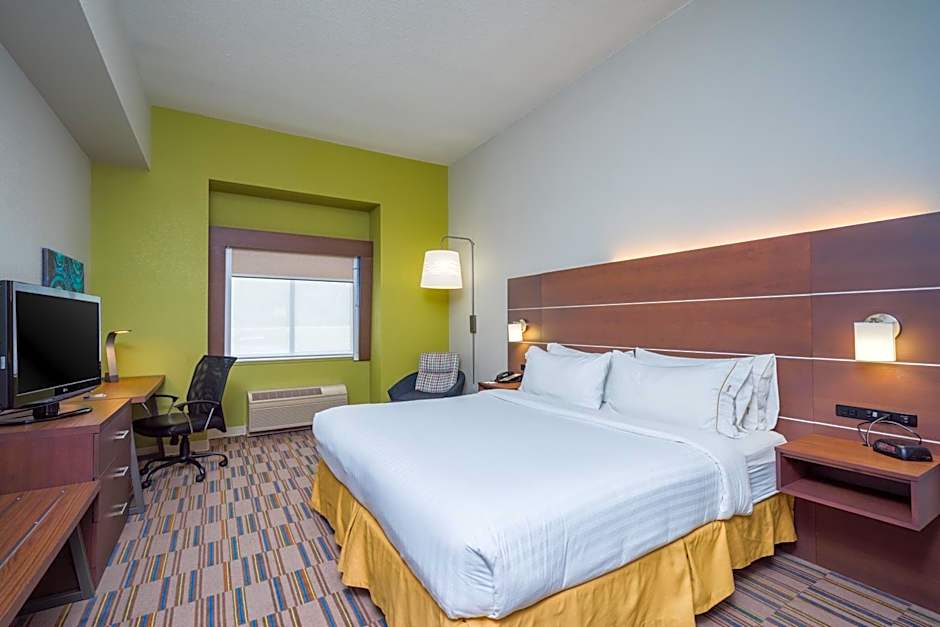 Holiday Inn Express and Suites Quakertown - Allentown Area By IHG