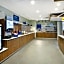 Holiday Inn Express & Suites Grand Rapids - Airport North By IHG