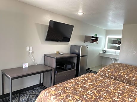 Queen Room with Two Queen Beds