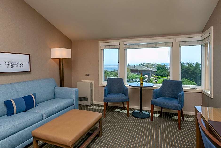 The Inn at the Tides