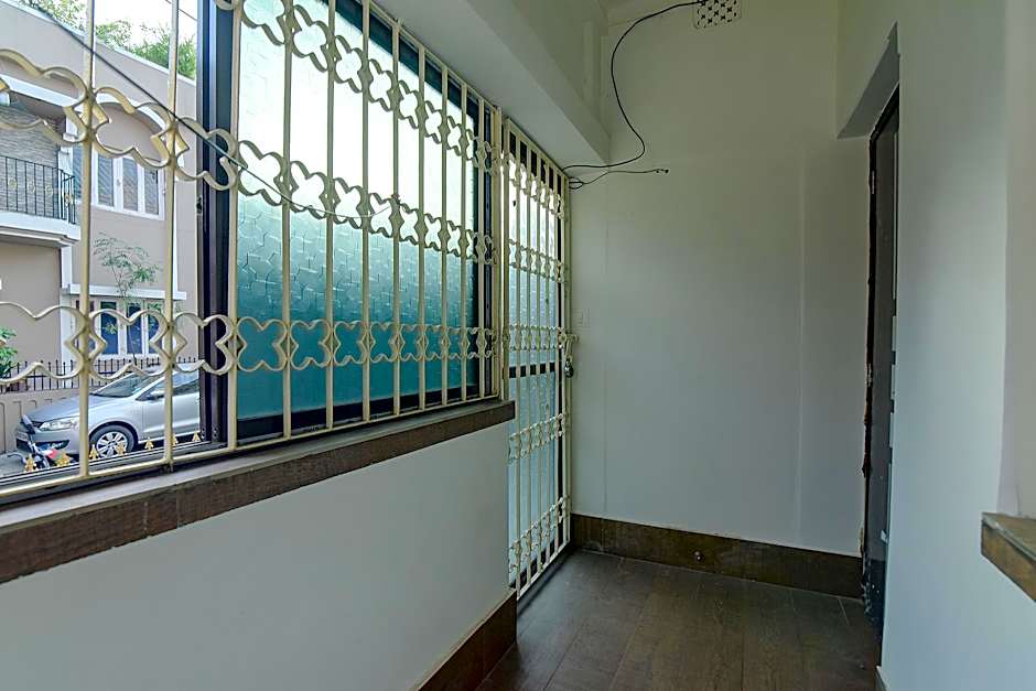 Fabexpress Shivalya – Calcutta, LA