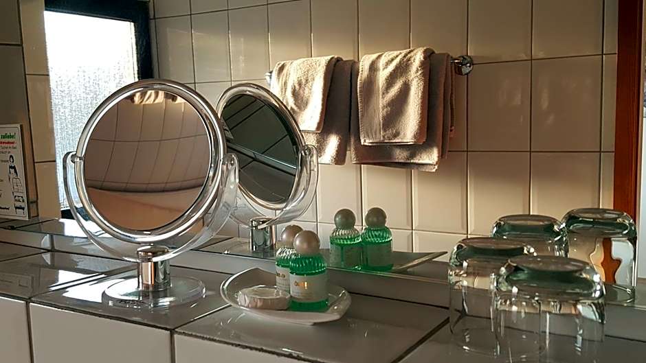 Landhotel Linden am Venekotensee