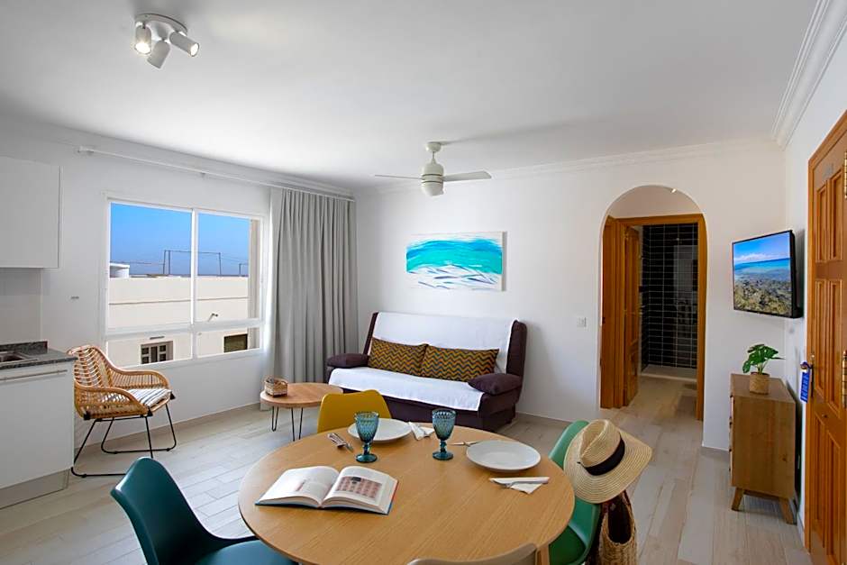 ALTAVISTA APARTAHOTEL-Adults Only over 14