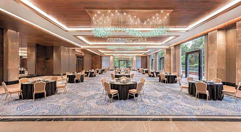 Novotel Chandigarh Tribune Chowk