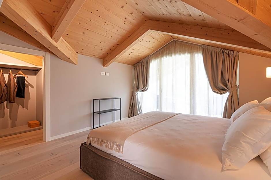 Lago Dorato Luxury Apartments - Lake Como View