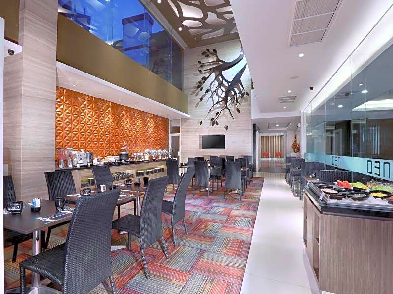 Hotel Neo Gubeng - Surabaya by ASTON