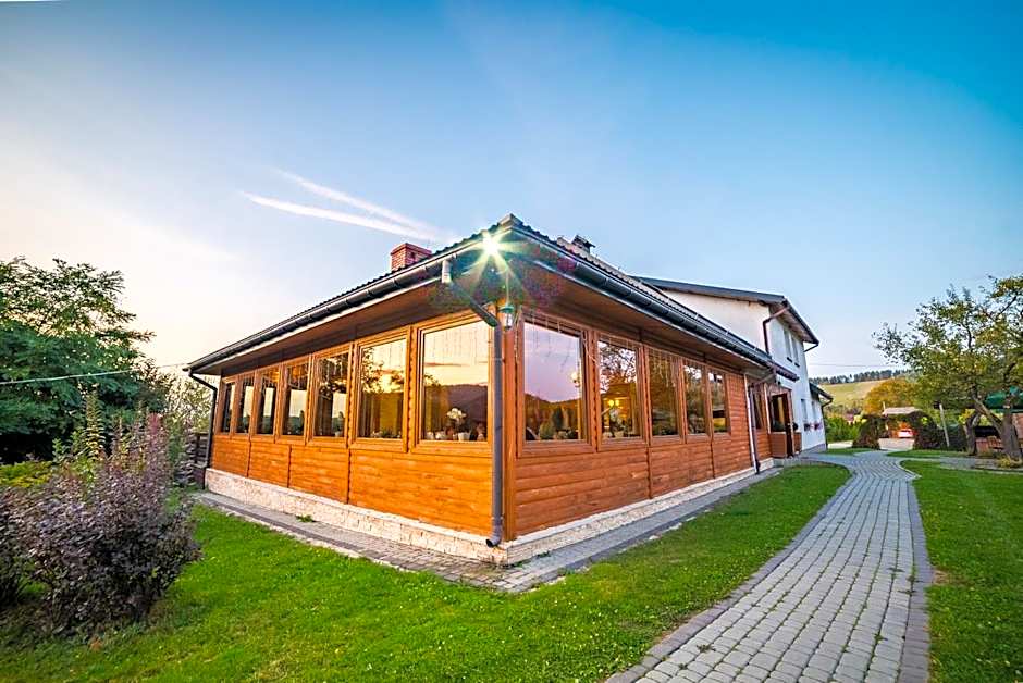 Bieszczadzki Ośrodek Wypoczynkowo Konferencyjny DANFARM