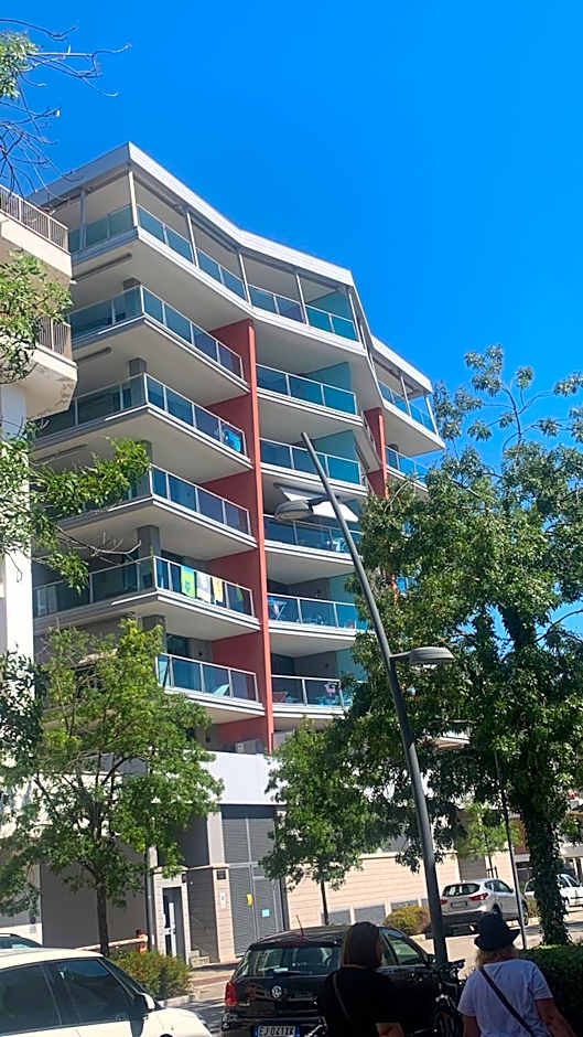 Aparthotel Zefiro com design, large terrace, bike, near beach and thermal