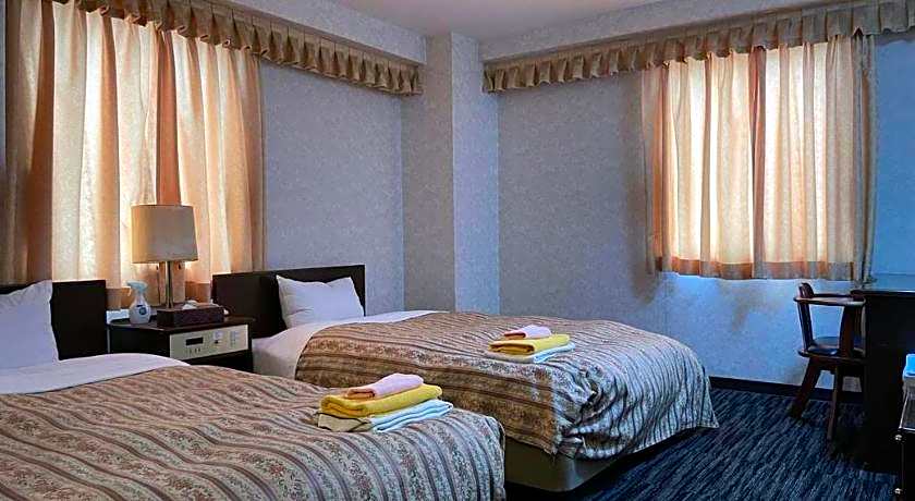 Business Green Hotel Hino