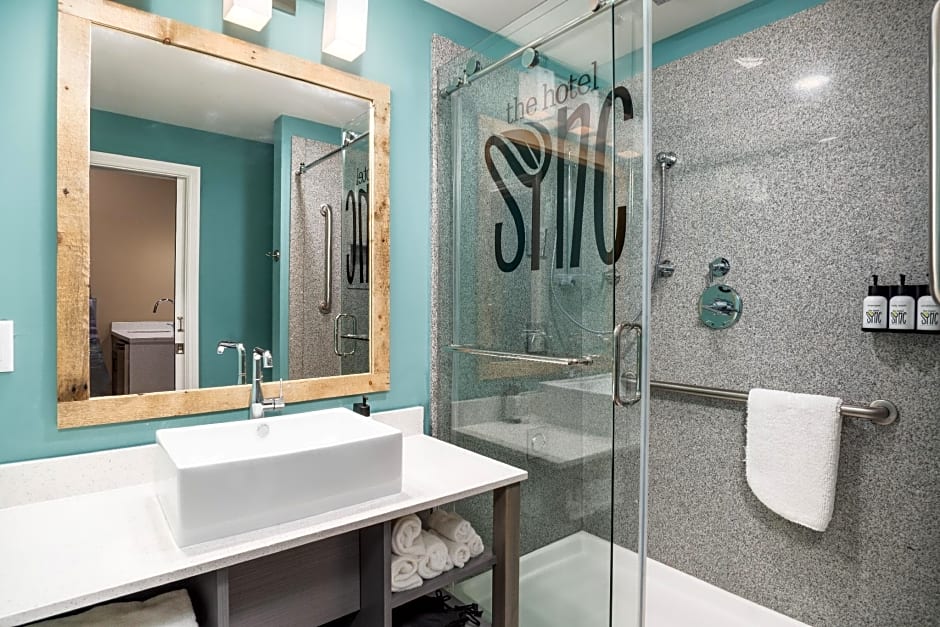 Photo 1 of 5 of AllRooms