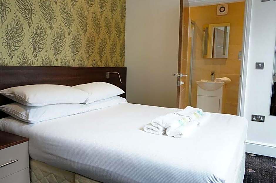 Marlborough Hotel