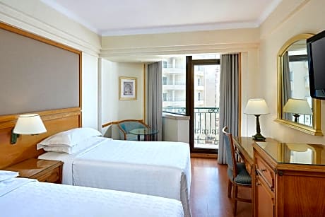 Deluxe, Guest room, 2 Twin/Single Bed(s), City view, Balcony