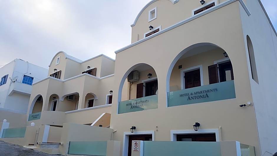 Antonia Apartments