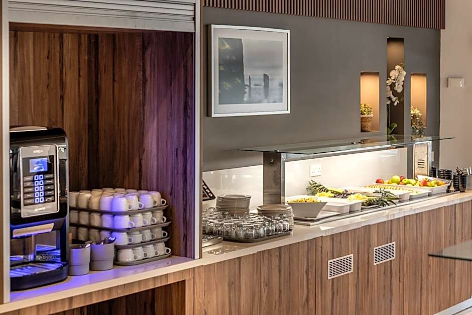 Lantiana Gardens ApartHotel