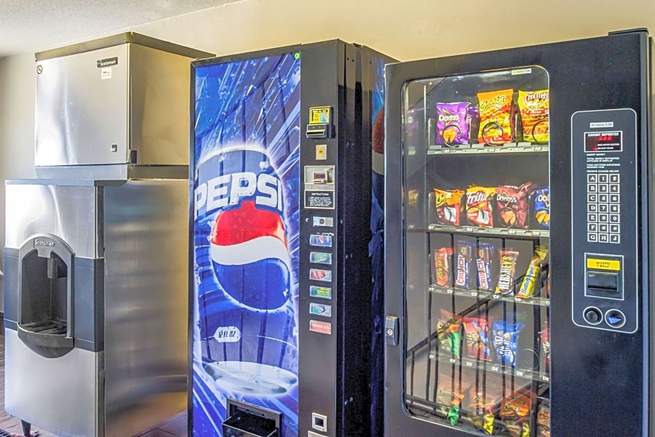 AmericInn by Wyndham Madison WI