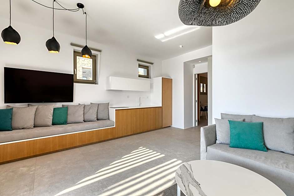 Panormos Bay Suites Luxury Resort