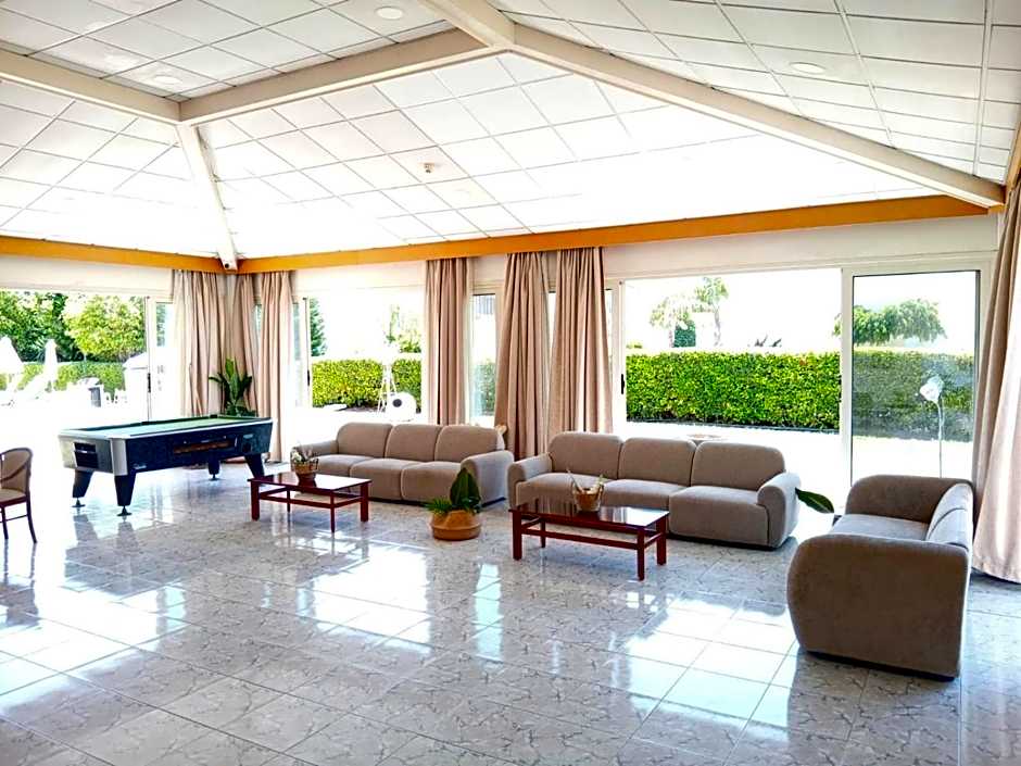 Mandalena Hotel Apartments