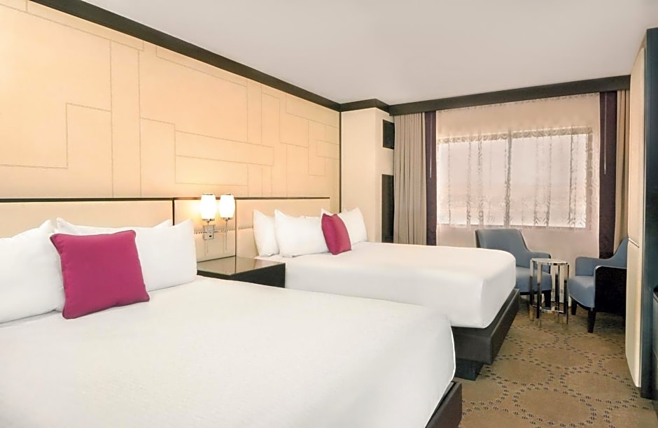 Harrah's Laughlin Beach Resort & Casino