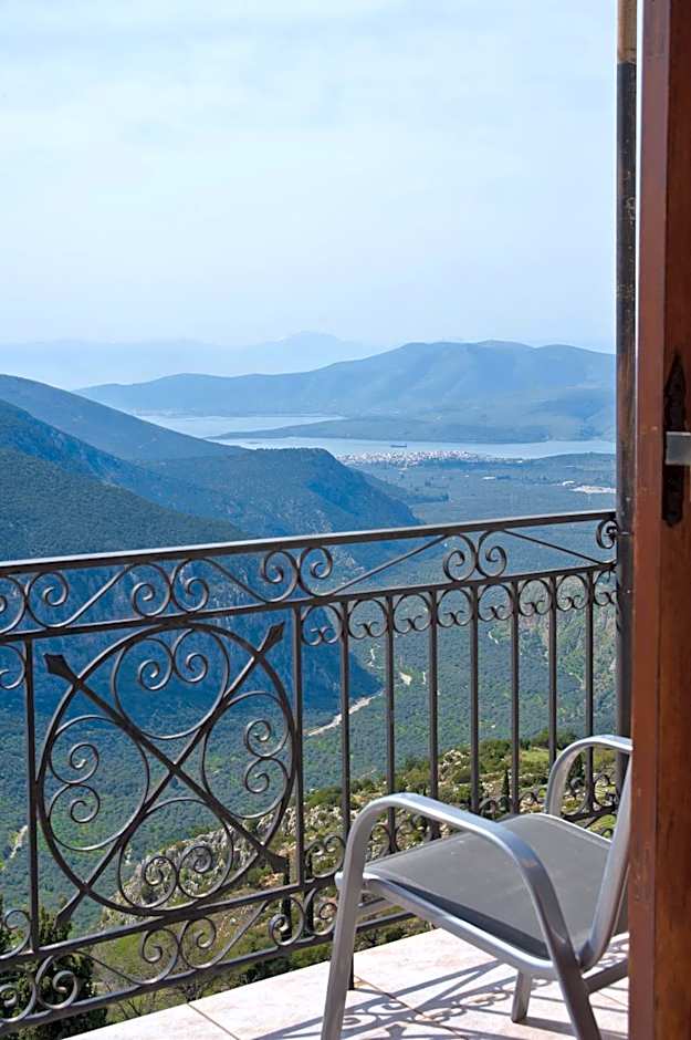 Hermes Delphi Hotel