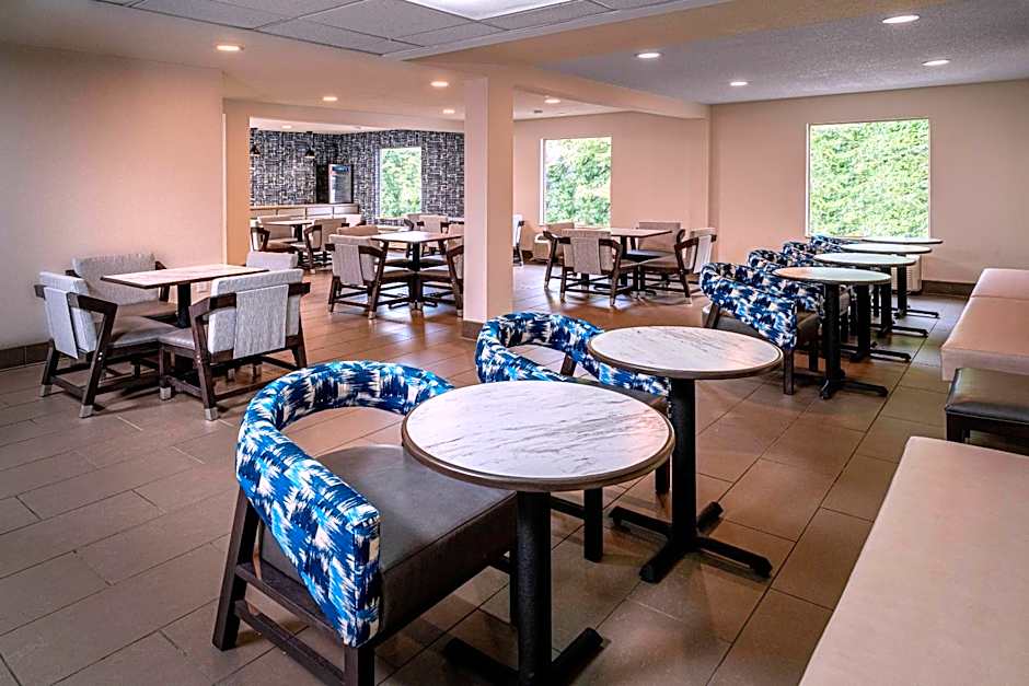 Clarion Pointe Beckley