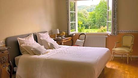 Chambre Lit Queen-size - Vue sur Jardin