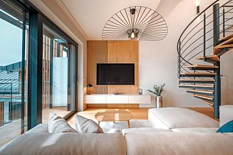 MOLO LIPNO RESIDENCE