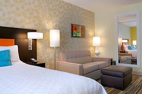 Queen Studio with Two Queen Beds - Mobility Access/Non-Smoking