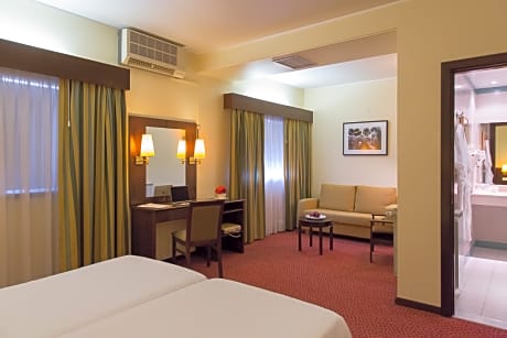 double or twin standard room 3pax