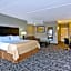 Holiday Inn & Suites Green Bay Stadium by IHG
