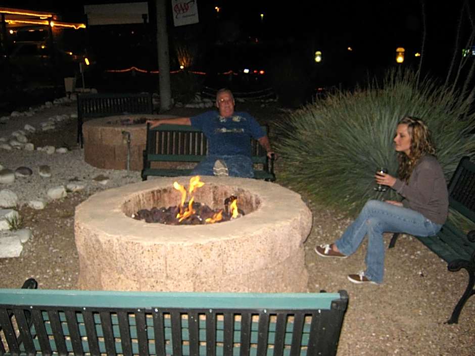 Landmark Lookout Lodge